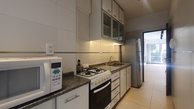 3 Ambientes a la calle con cochera