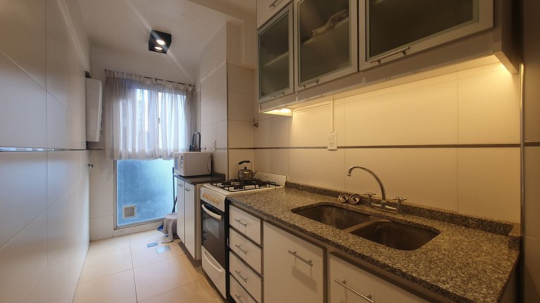 3 Ambientes a la calle con cochera