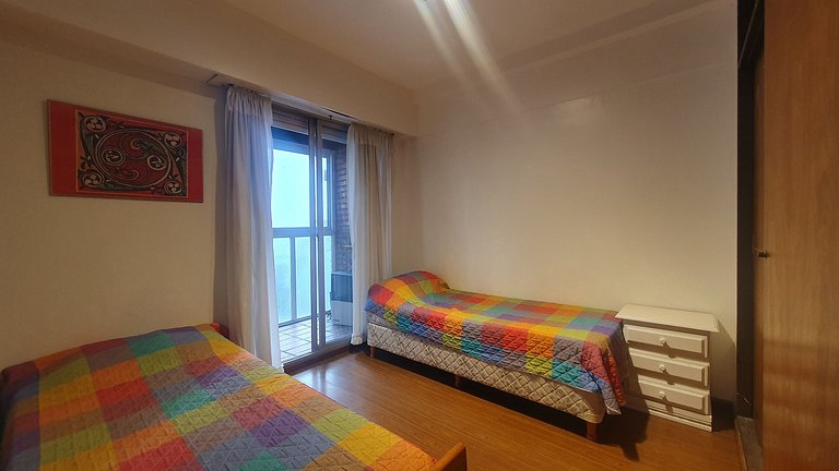 3 Ambientes a la calle con cochera