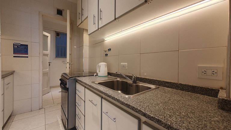 3 ambientes c/dependencia con vista a Plaza Colón