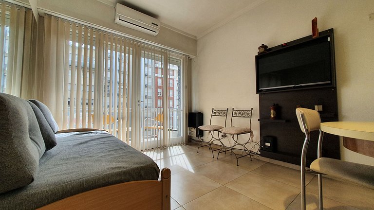 2 ambientes con vista a Plaza Colón