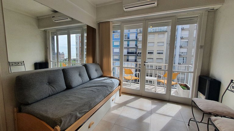 2 ambientes con vista a Plaza Colón