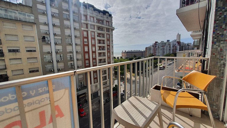 2 ambientes con vista a Plaza Colón