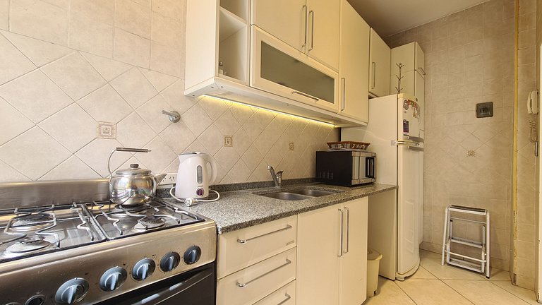 2 ambientes con vista a Plaza Colón y el mar