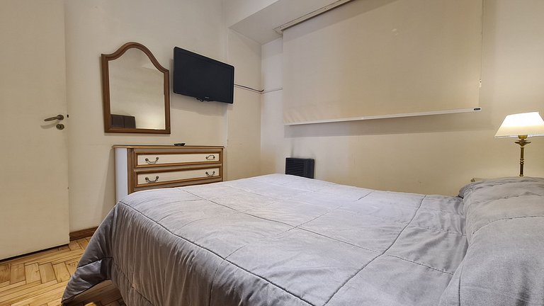 2 ambientes con vista a Plaza Colón y el mar