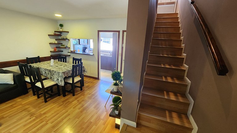 3 Ambientes con balcón terraza a la calle Zona Guemes