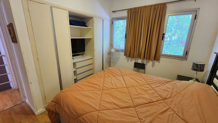 3 Ambientes con balcón terraza a la calle Zona Guemes