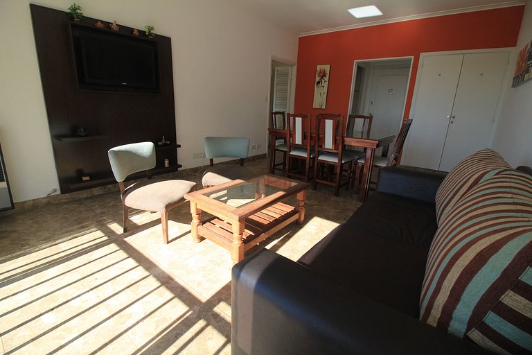 3 ambientes c/dependencia con vista a Plaza Colón