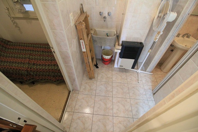 3 ambientes c/dependencia con vista a Plaza Colón