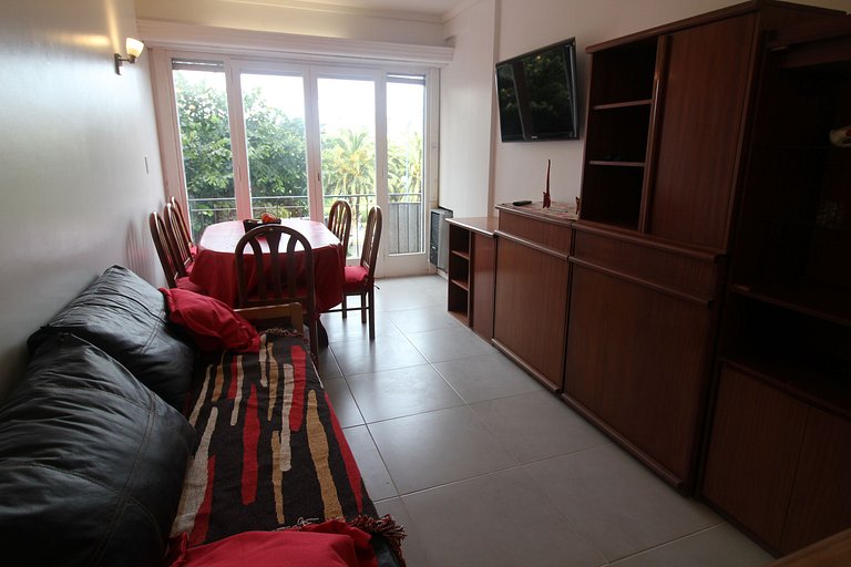 2 ambientes con dependencia y vista a Plaza Colón