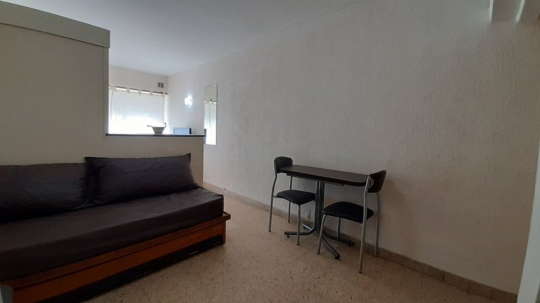 1 ambiente a la calle