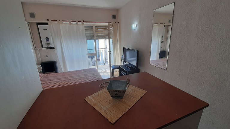 1 ambiente a la calle