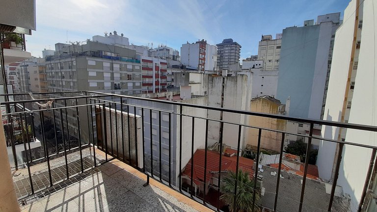 1 ambiente a la calle