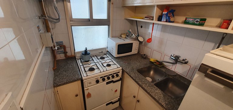 2 ambientes con vista lateral a la Plaza Colón