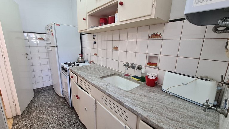 2 ambientes contra frente