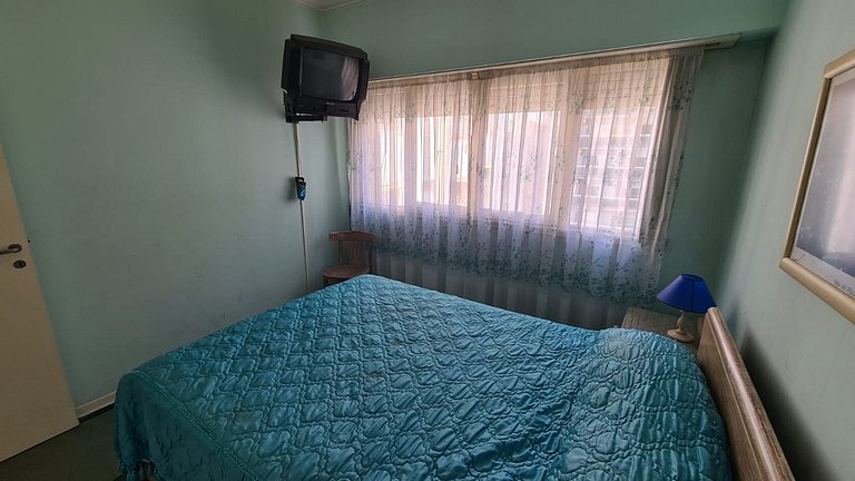 2 ambientes contra frente