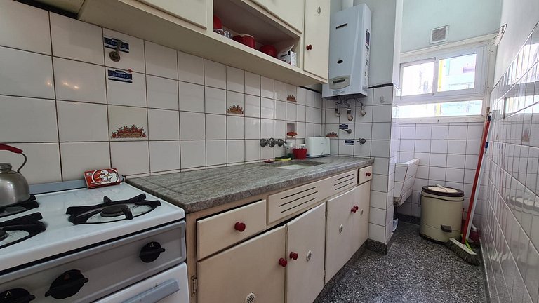 2 ambientes contra frente