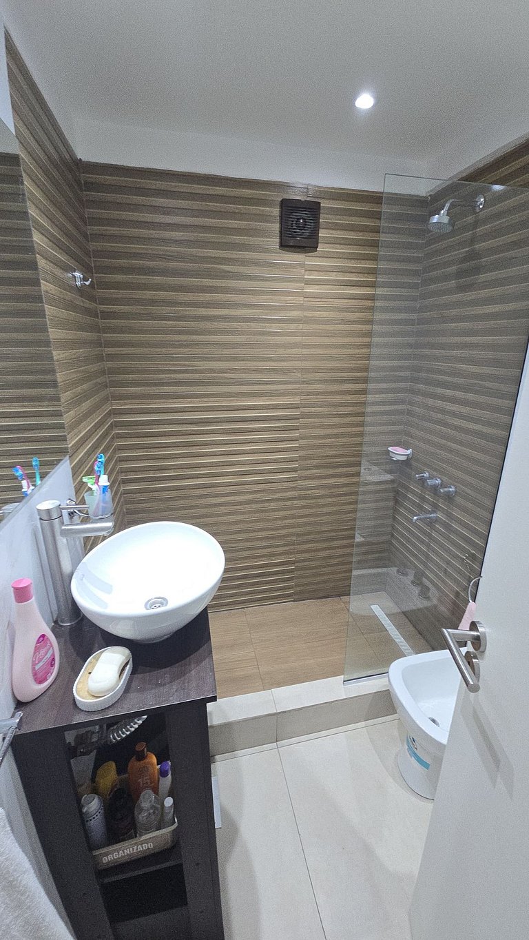 2 ambientes Lateral reciclado