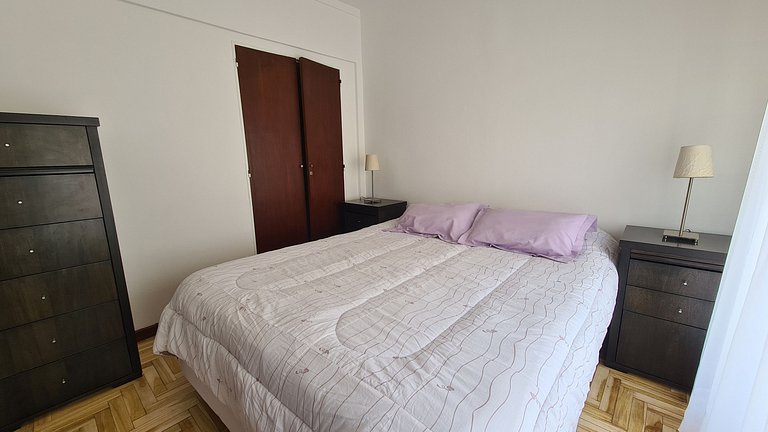 Departamento dos ambientes reciclado con balcon