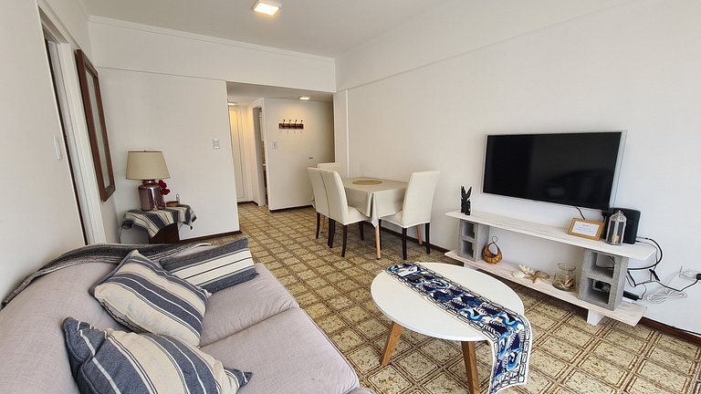 Departamento dos ambientes reciclado con balcon