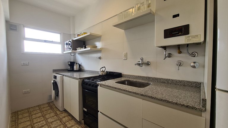 Departamento dos ambientes reciclado con balcon