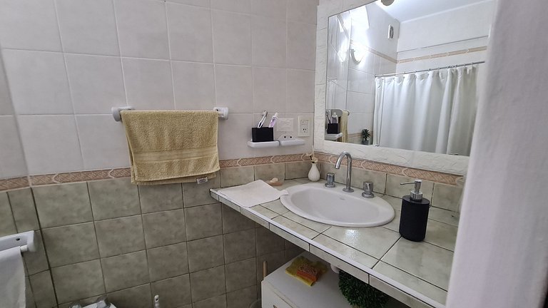 Departamento dos ambientes con balcon