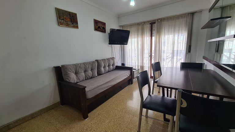 Departamento dos ambientes con balcon