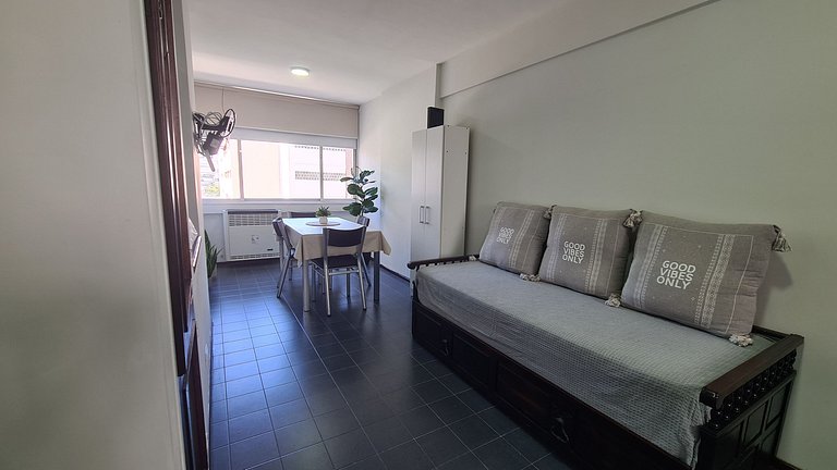 Departamento monoambiente al lateral