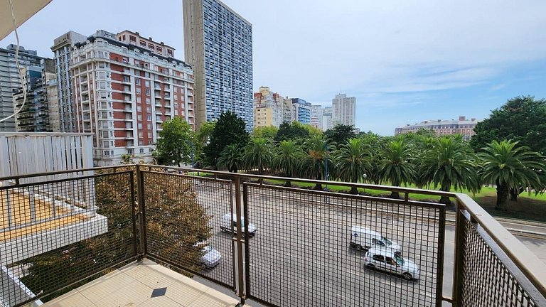 Departamento tres ambientes al frente