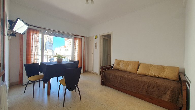 Departamento dos ambientes con balcon