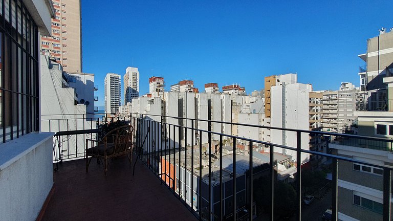 Departamento dos ambientes con balcon