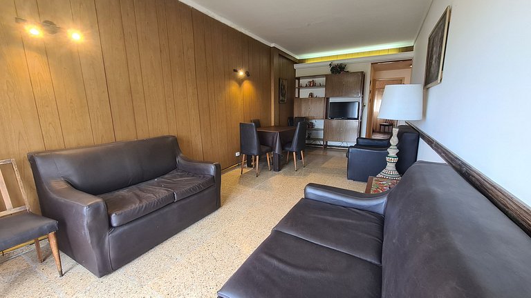 Departamento dos ambientes con vista al mar