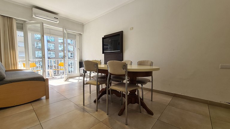 2 ambientes con vista a Plaza Colón